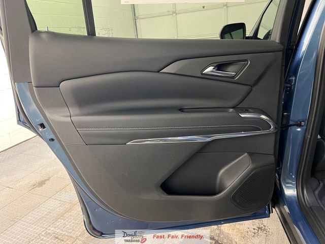 New 2026 Chevrolet Traverse LT w/ Sun and Wheel Package FWD image 30