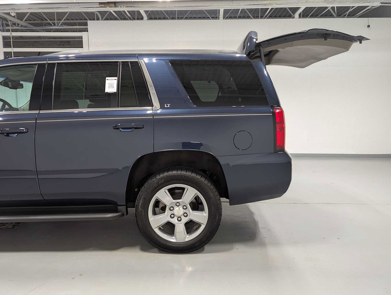 Used 2019 Chevrolet Tahoe LT AWD/4WD image 12