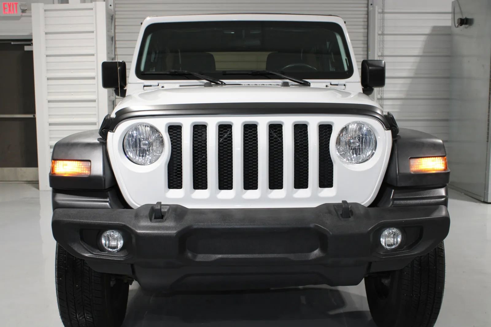 Used 2020 Jeep Wrangler Unlimited Sport S image 2