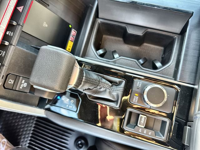 New 2025 Toyota Tundra Platinum AWD/4WD image 24