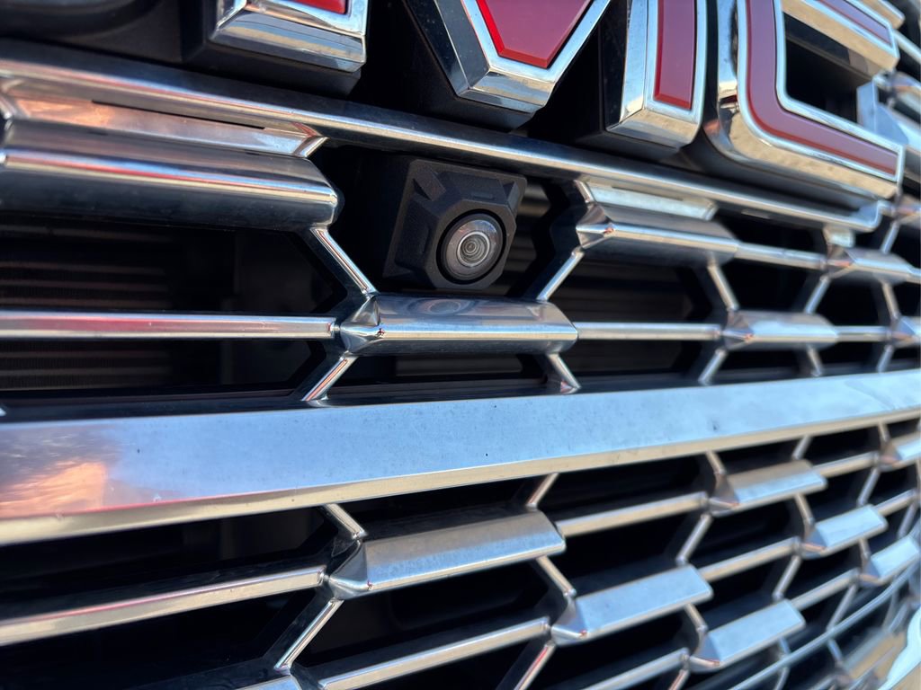 Used 2022 GMC Terrain Denali w/ Denali Premium Package AWD/4WD image 17