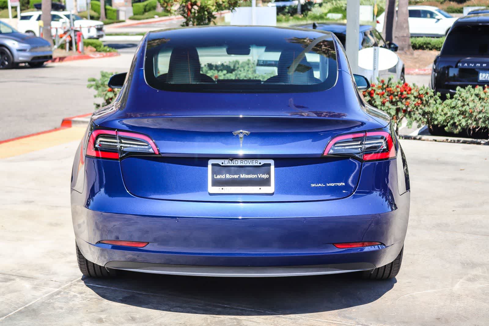 Used 2022 Tesla Model 3 Long Range AWD/4WD image 5