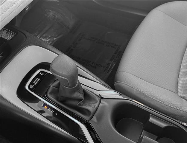Certified 2025 Toyota Corolla SE image 17