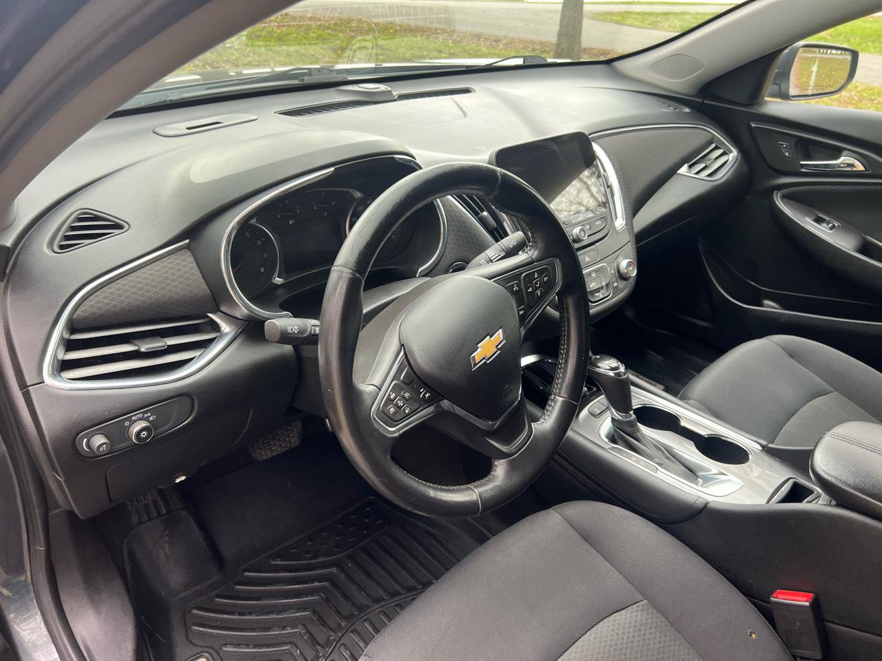 Used 2016 Chevrolet Malibu LT FWD image 31