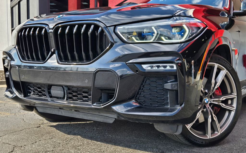 Used 2021 BMW X6 M50i w/ Executive Package AWD/4WD image 2