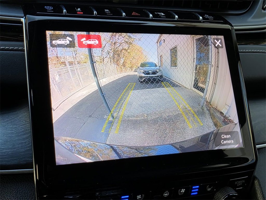 Used 2023 Jeep Grand Cherokee 4WD 4xe w/ Luxury Tech Group II image 25