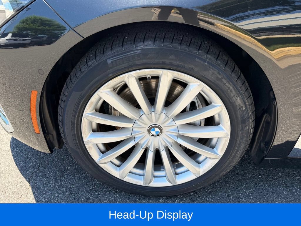Used 2022 BMW 740i xDrive w/ Premium Package AWD/4WD image 13
