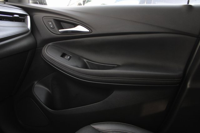 Used 2024 Buick Encore GX Sport Touring image 22