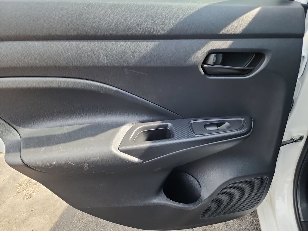 Used 2023 Nissan Versa S FWD image 35