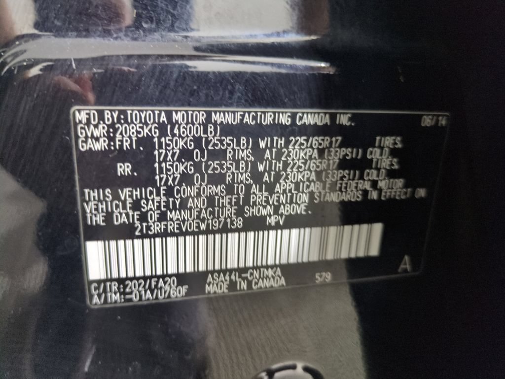 Used 2014 Toyota RAV4 XLE AWD/4WD image 30