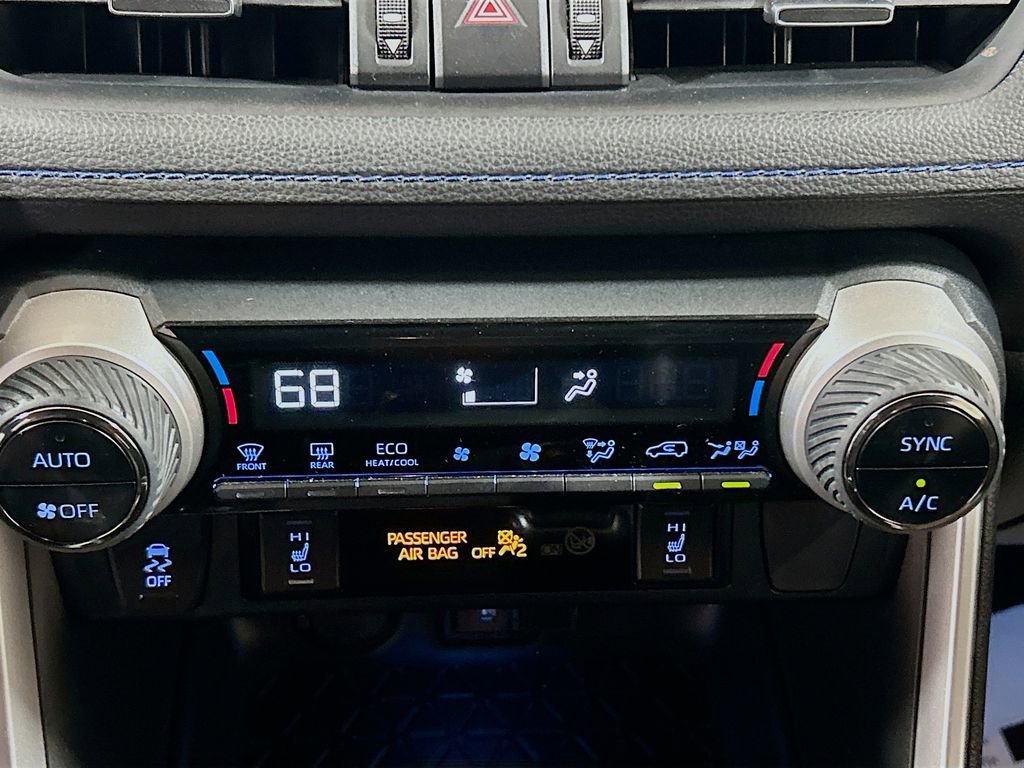 Used 2020 Toyota RAV4 XSE AWD/4WD image 14