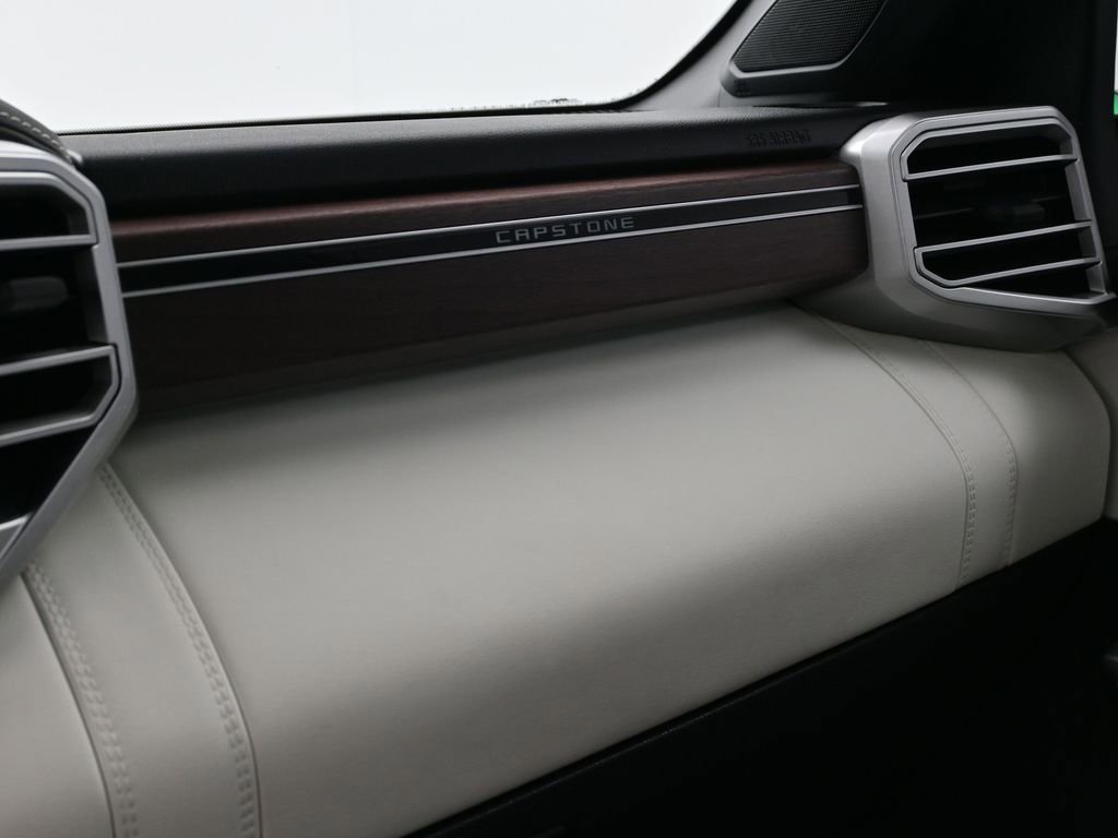 Used 2025 Toyota Sequoia Capstone image 22