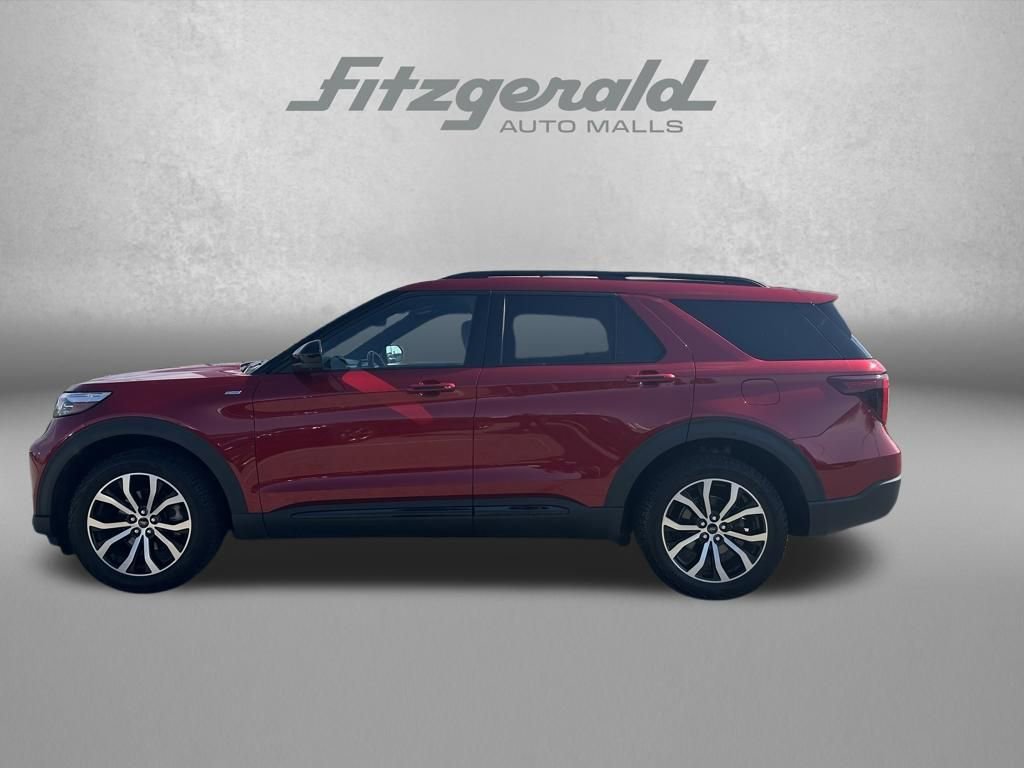 Used 2022 Ford Explorer ST-Line w/ Class IV Trailer Tow Package AWD/4WD image 8