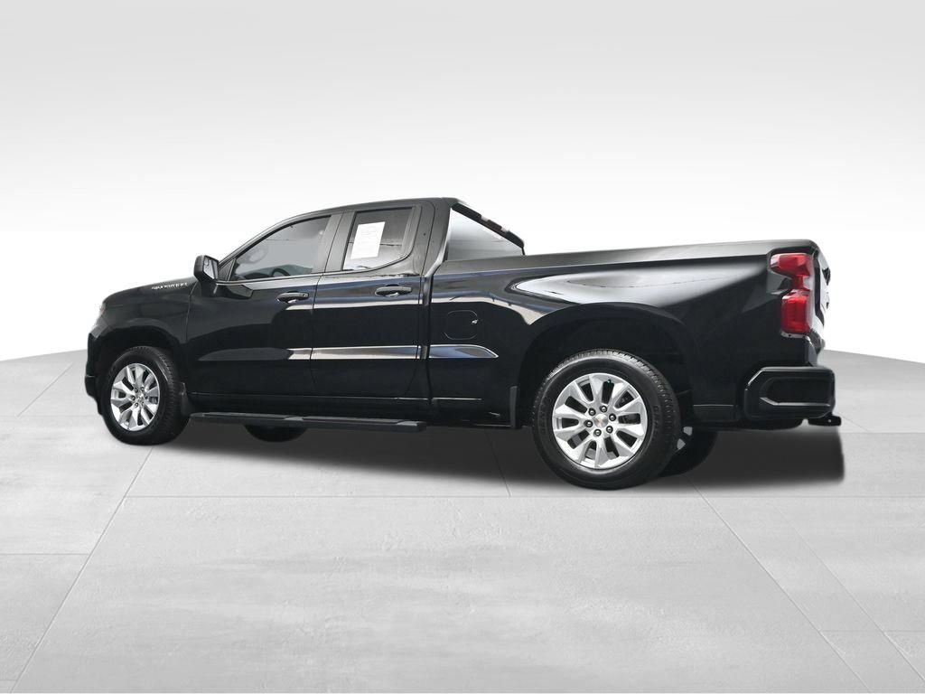 Used 2025 Chevrolet Silverado 1500 Custom RWD image 25