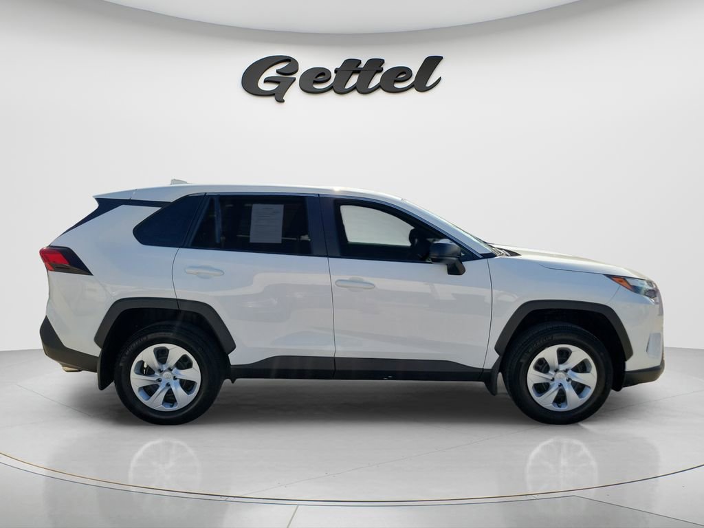 Certified 2025 Toyota RAV4 LE FWD image 4