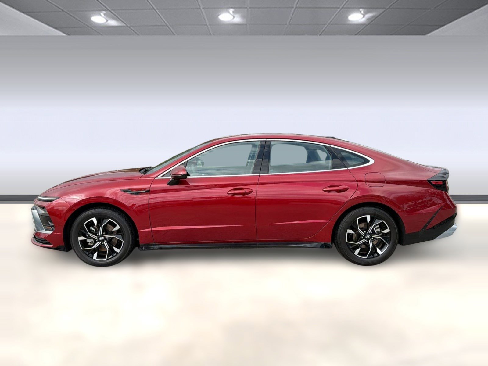 Used 2025 Hyundai Sonata SEL image 2