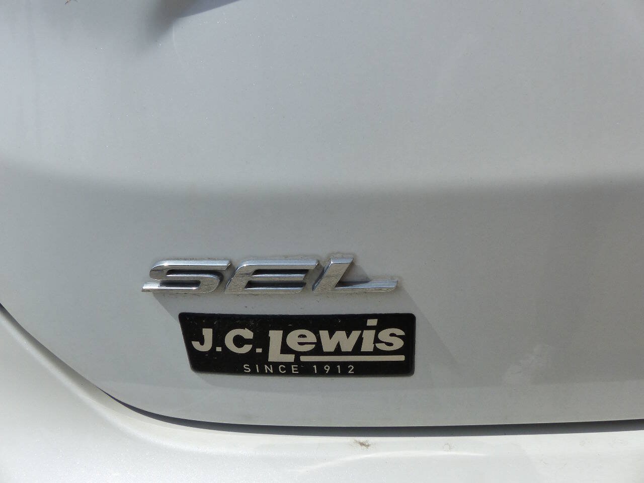 Used 2023 Ford Edge SEL AWD/4WD image 10