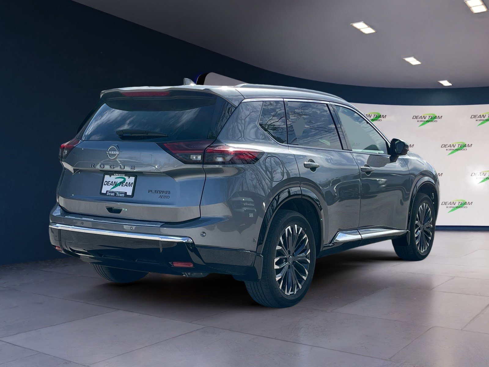 Used 2024 Nissan Rogue Platinum w/ Platinum Premium Package image 7