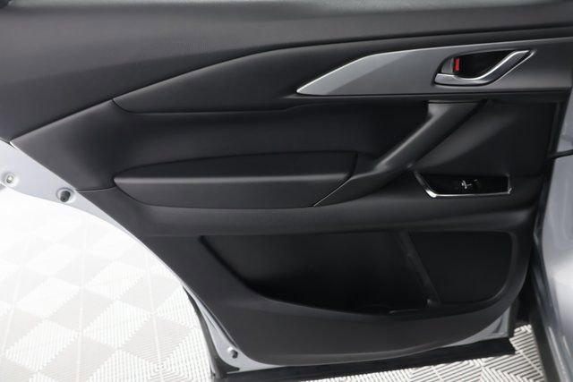Used 2023 MAZDA CX-9 Touring image 29