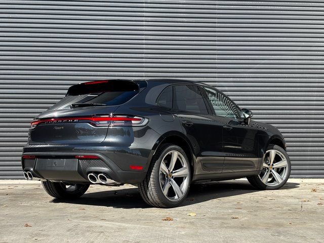 Certified 2026 Porsche Macan AWD/4WD image 7