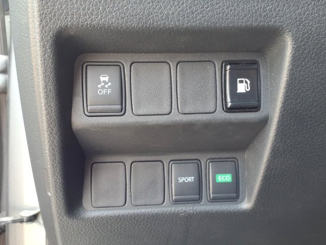 Used 2018 Nissan Rogue S FWD image 21