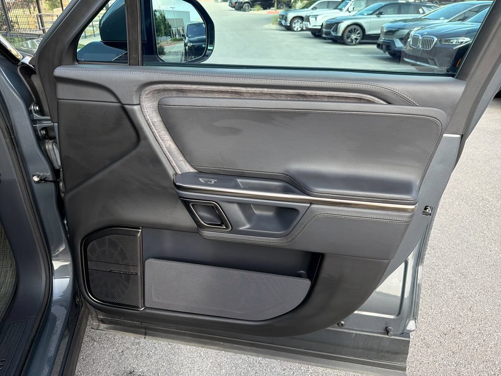 Used 2022 Rivian R1T Adventure AWD/4WD image 37