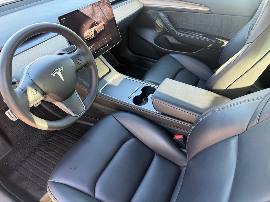 Used 2023 Tesla Model 3 Performance AWD/4WD image 2
