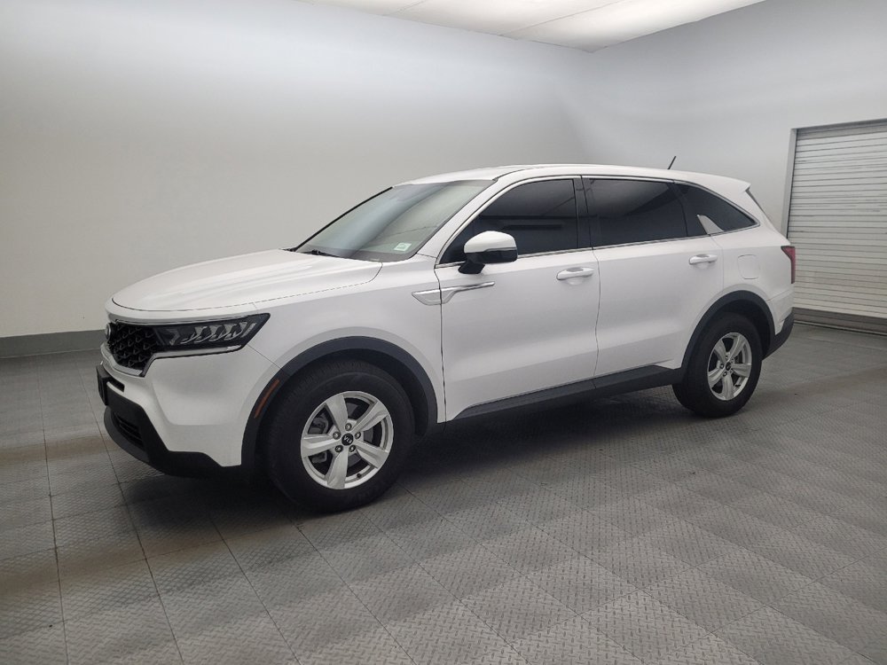 Used 2021 Kia Sorento LX FWD image 2