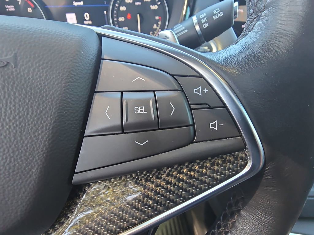 Used 2024 Cadillac XT5 Sportv w/ Technology Package image 18