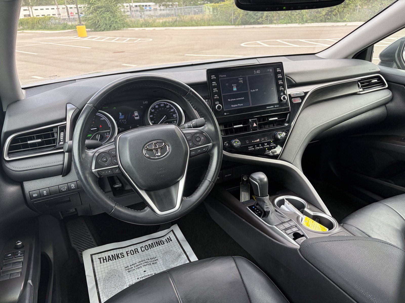 Used 2022 Toyota Camry XLE FWD image 10