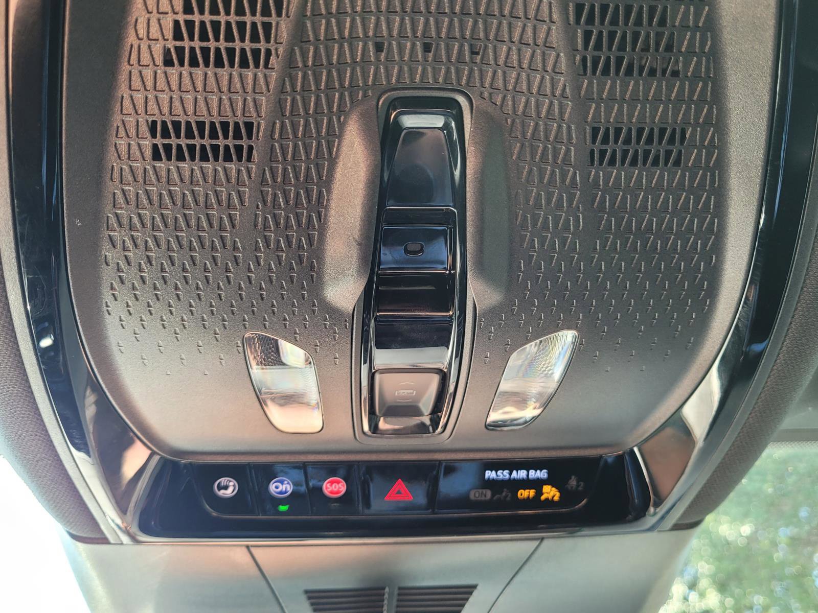 Used 2024 Cadillac Lyriq Tech AWD/4WD image 31