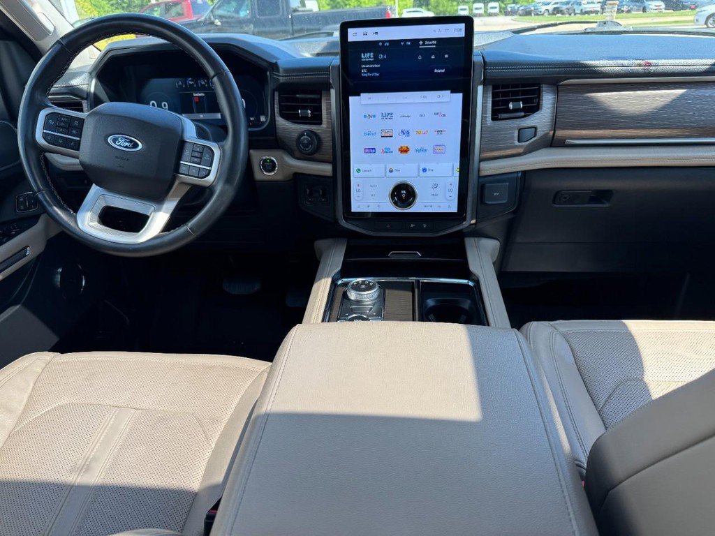 Used 2023 Ford Expedition Limited AWD/4WD image 15