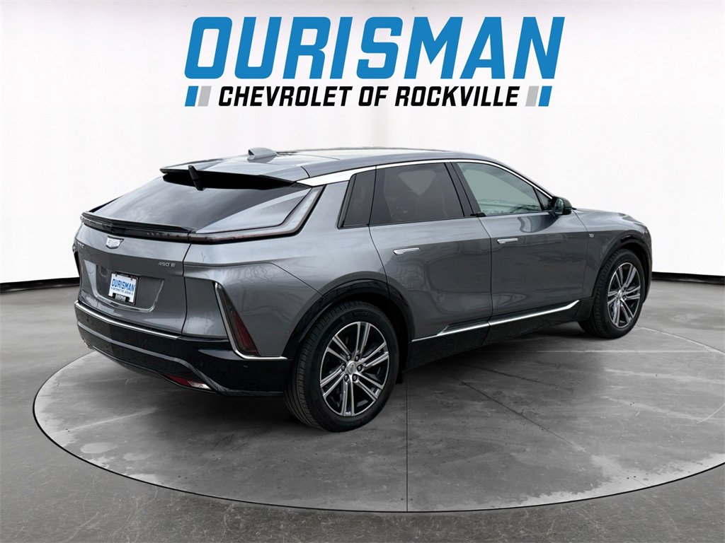 Used 2023 Cadillac Lyriq 2WD image 6
