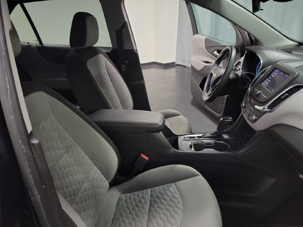 Used 2020 Chevrolet Equinox LT FWD image 32