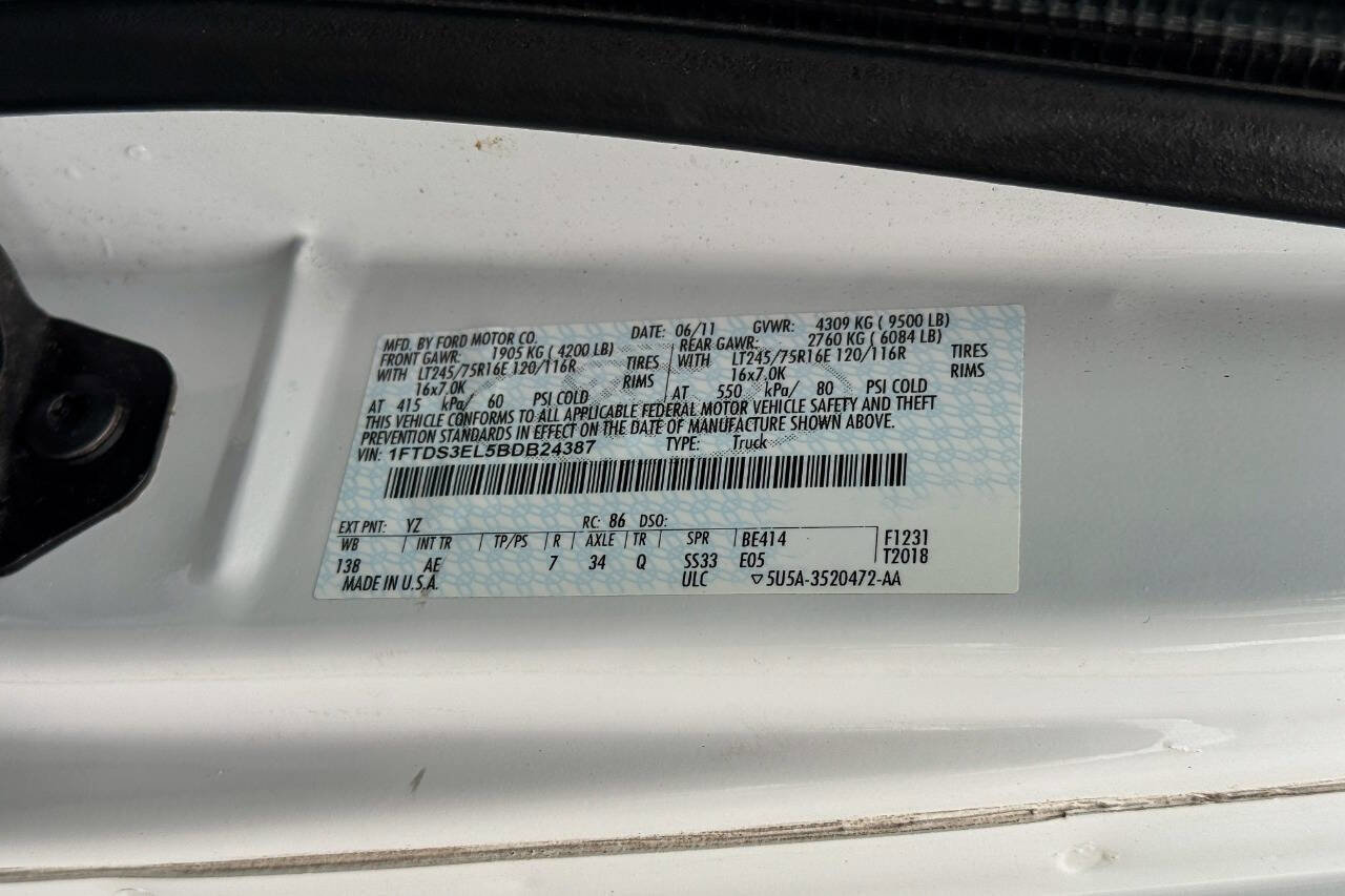 Used 2011 Ford E-350 and Econoline 350 Extended Super Duty w/ PWR Group RWD image 23