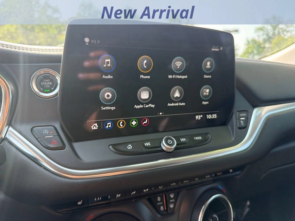 Used 2025 Chevrolet Blazer LT FWD image 10