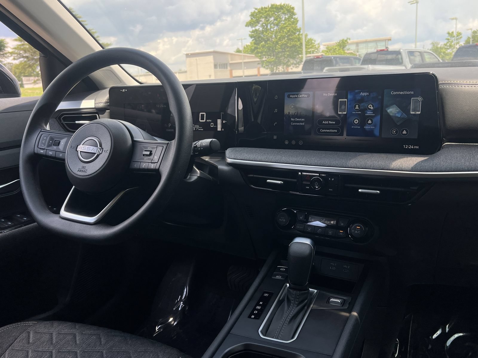 New 2026 Nissan Kicks SV w/ Cold Weather Package FWD image 3