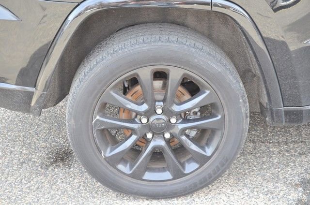 Used 2020 Jeep Grand Cherokee Altitude image 11