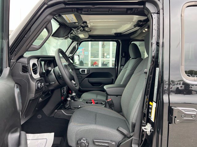 New 2026 Jeep Wrangler Unlimited Sport AWD/4WD image 9
