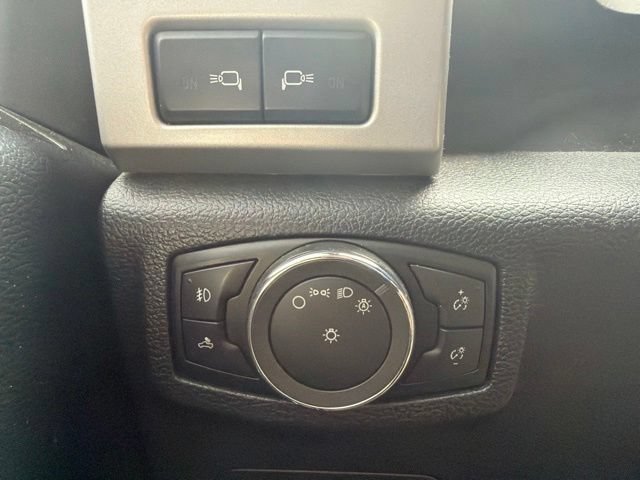 Used 2015 Ford F150 Lariat w/ Equipment Group 501A Mid AWD/4WD image 27