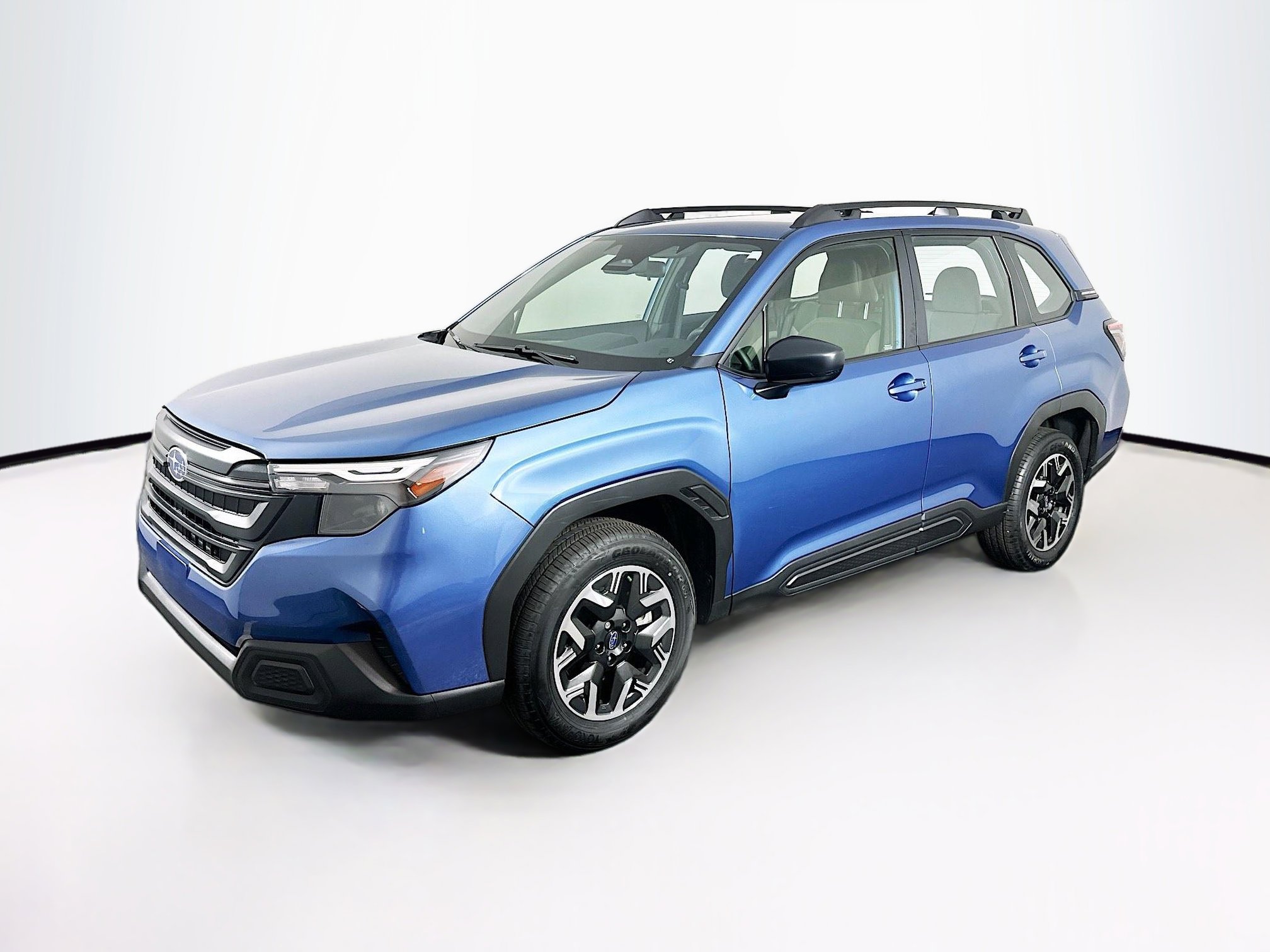 Used 2025 Subaru Forester AWD/4WD image 3