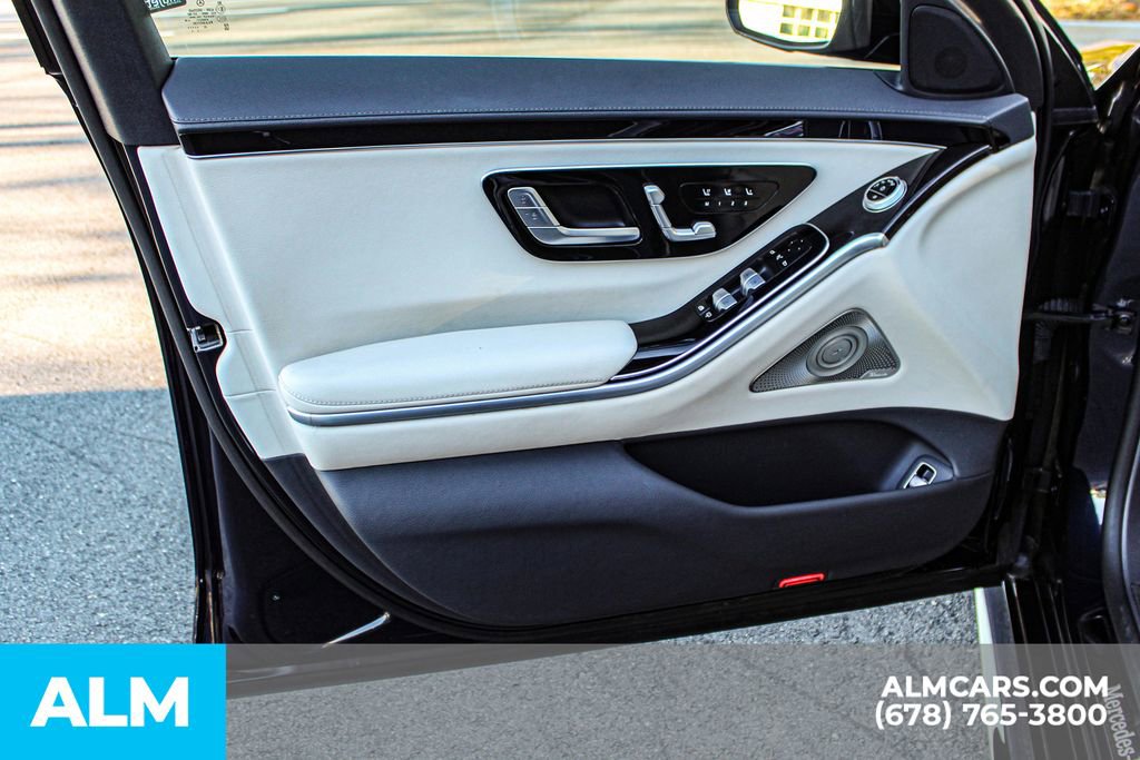 Used 2023 Mercedes-Benz S 500 S 500 image 35