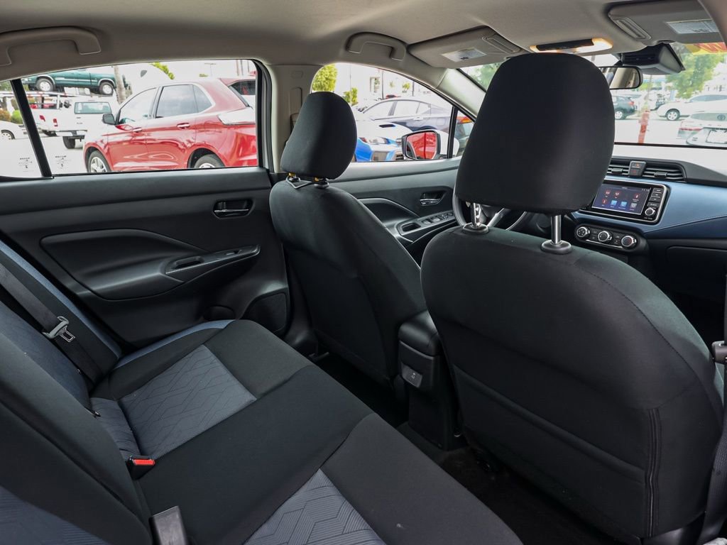 Used 2025 Nissan Versa SV w/ Trunk Package image 16