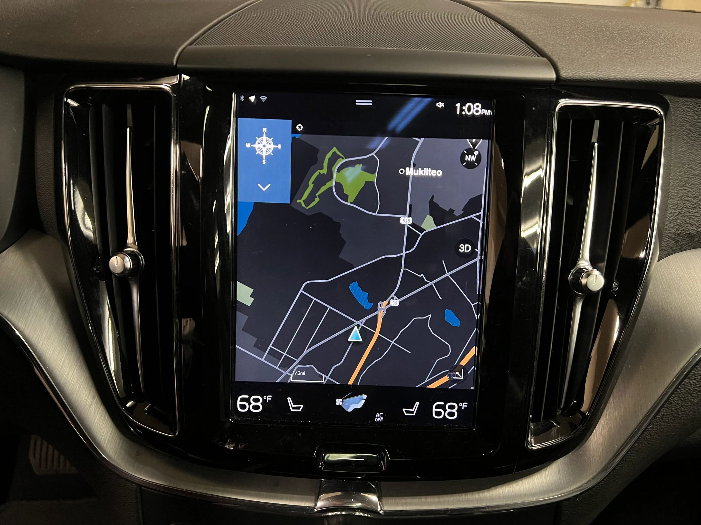 Used 2018 Volvo XC60 T6 Momentum w/ Convenience Package AWD/4WD image 19