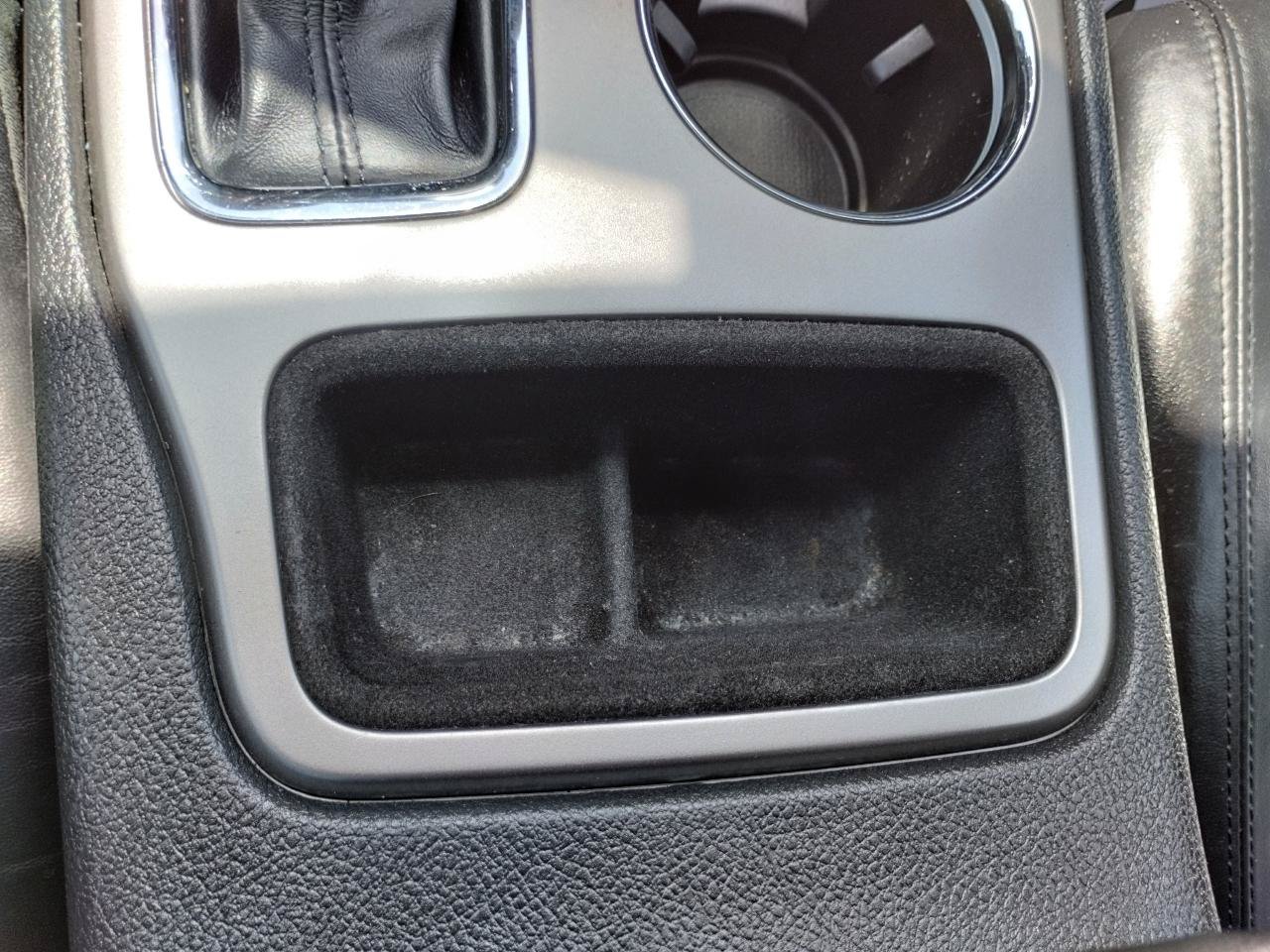 Used 2018 Jeep Grand Cherokee Altitude AWD/4WD image 32