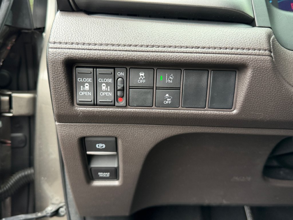 Used 2018 Honda Odyssey EX image 27