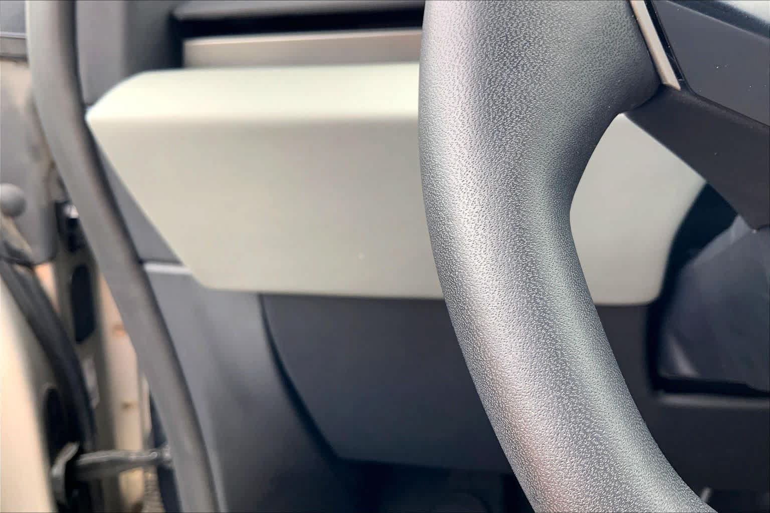 Used 2025 Tesla Cybertruck AWD Crew Cab image 35