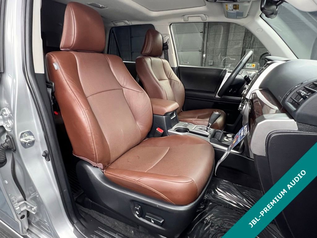 Used 2024 Toyota 4Runner Limited AWD/4WD image 4
