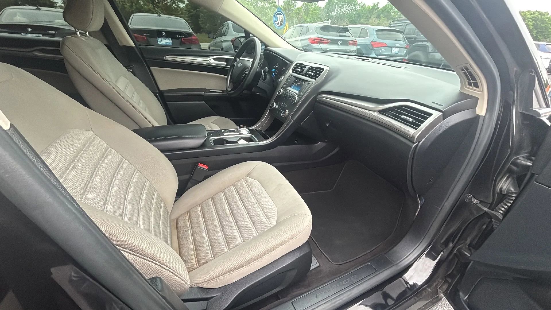 Used 2019 Ford Fusion S FWD image 28