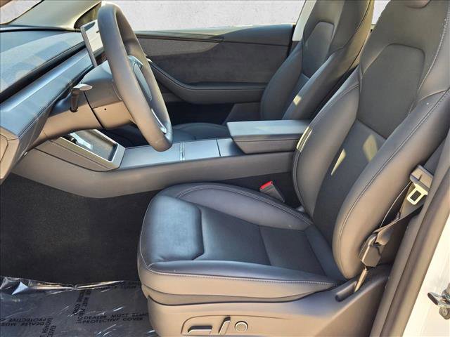 Used 2026 Tesla Model Y AWD image 16